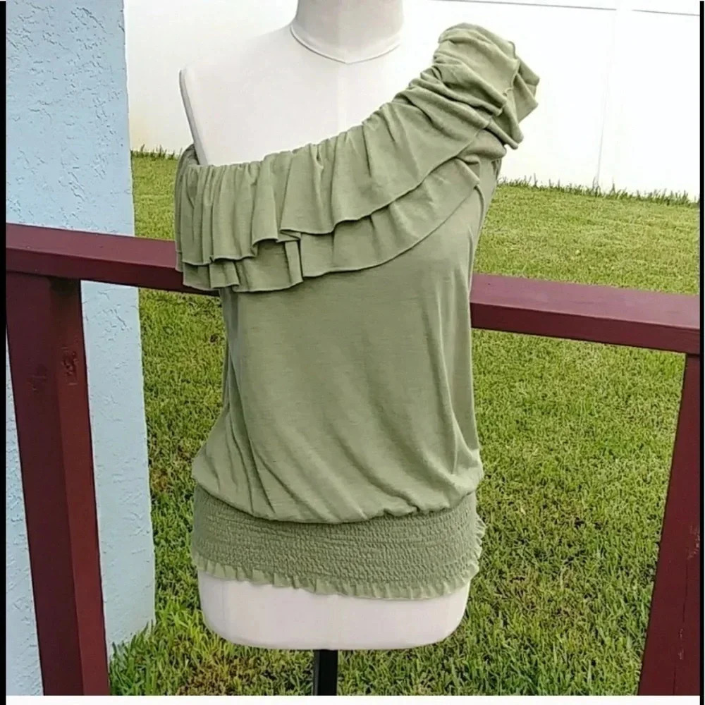 One-Shoulder Ruffle Women’s Top in Sage Green
